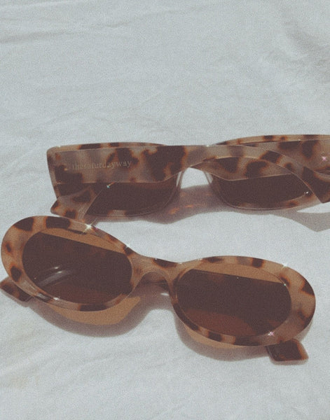 the sass shades - oval